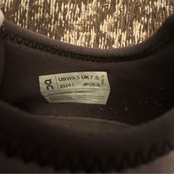 ON Cloud X 3 AD Women’s Breathable Ultra-Agile Shoe Women's Sz 9.5 Fossil/Hay - Picture 7 of 9